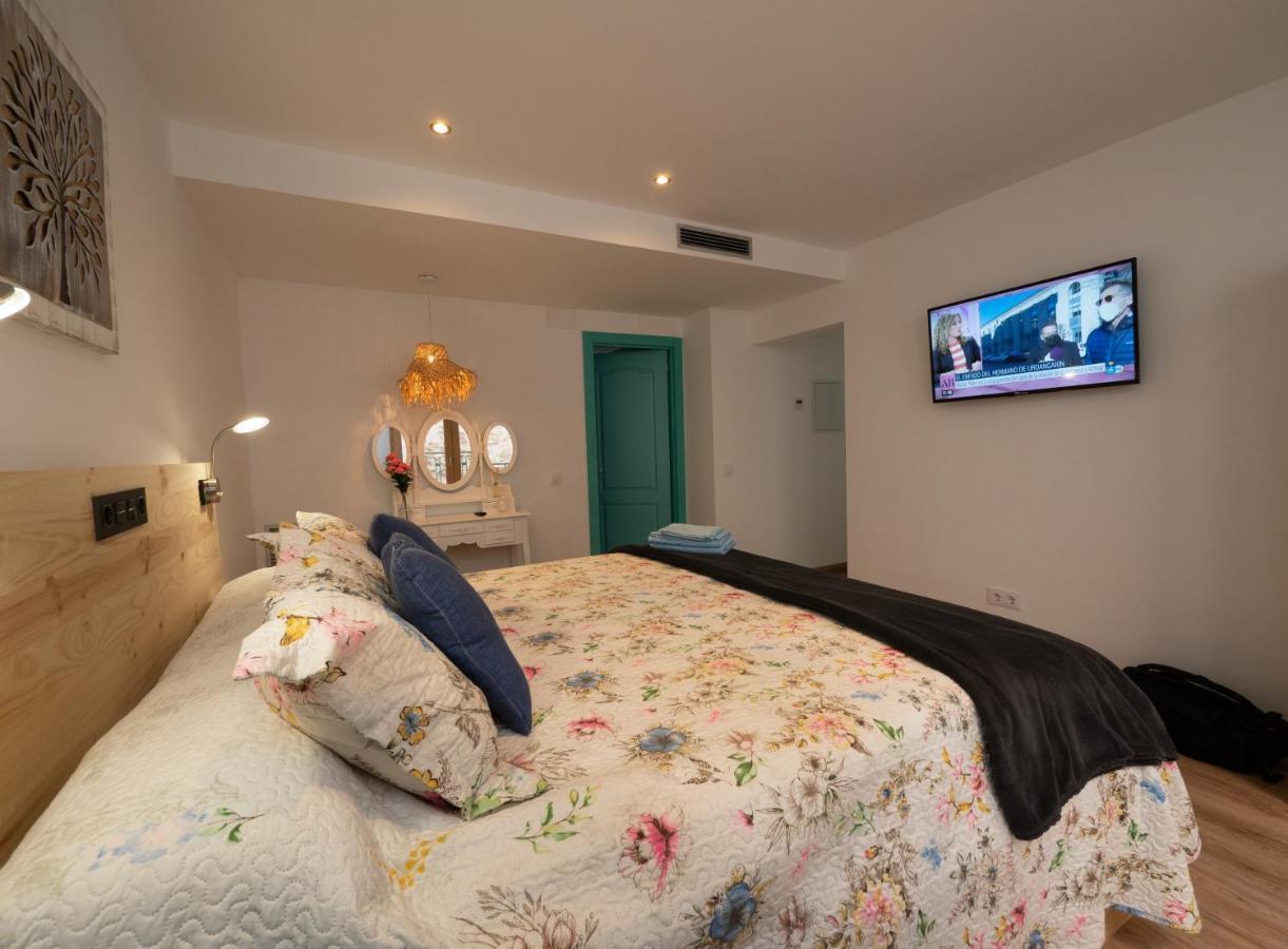 Casas Del Castillo Peniscola-Intramuros Suites ภายนอก รูปภาพ